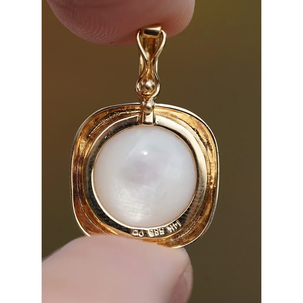 Vintage 14k Solid Yellow Gold Real Cultured Pearl Pendant - Necklace 13